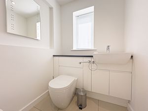 Photo 33- click for photo gallery